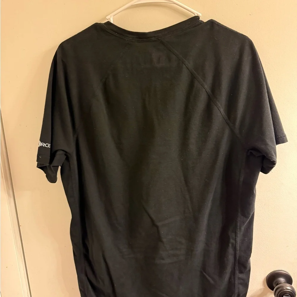 Carhartt Black Crew Neck Pocket Tee - Picture 2 of 2